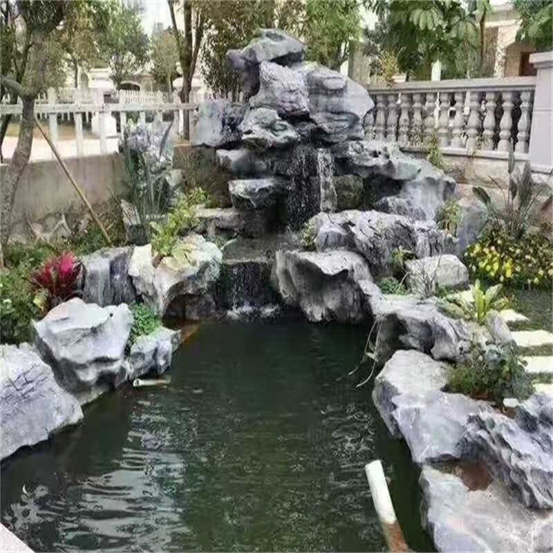 玉溪庭院假山鱼池图片